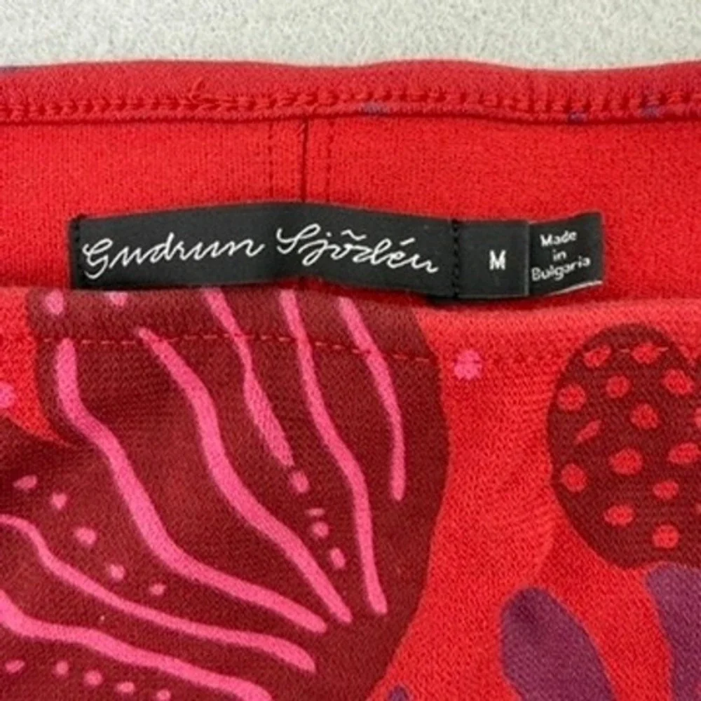 Gudrun Sjoden Skirt Women M Red Floral Organic Cotton Boho Artsy Lagenlook Fairy